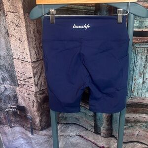 Lianshp blue biker shorts, size small, good condition